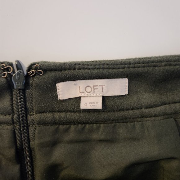 LOFT dark green faux suede short skirt - Picture 3 of 5